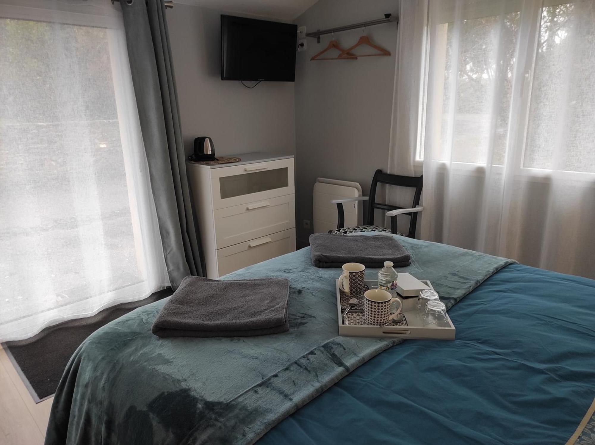 Aux Agapanthes Bed & Breakfast Pluherlin Екстериор снимка