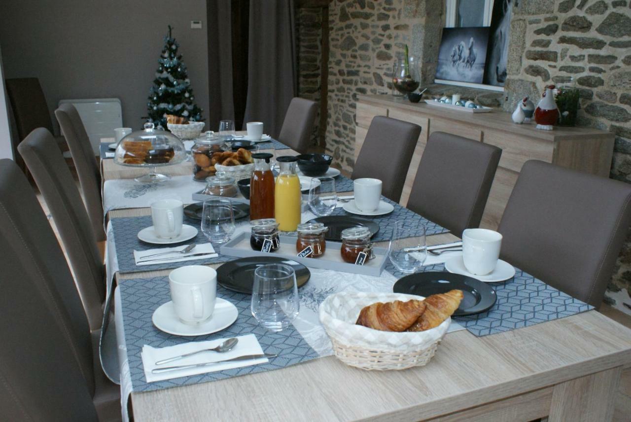 Aux Agapanthes Bed & Breakfast Pluherlin Екстериор снимка